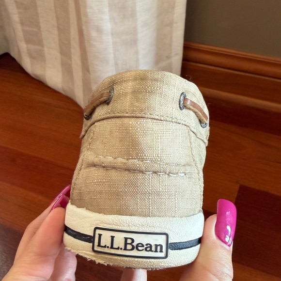 L.L. Bean Men's Unwashed Canvas Boat shoes, sneakers, Size 11 - Picture 3 of 11